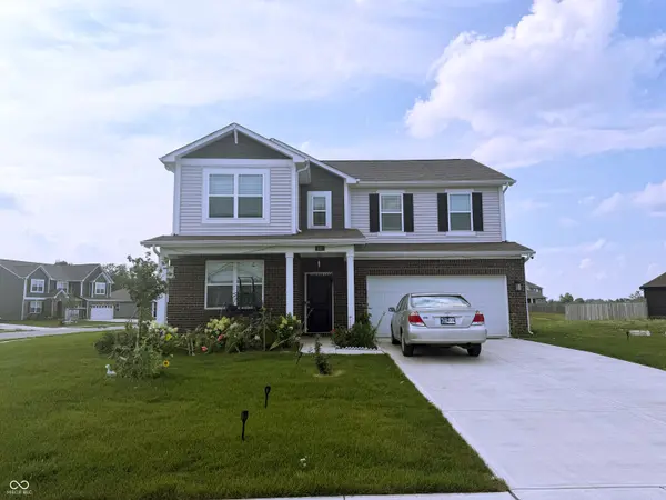 860 Saddlebrook Farms BLVD, Whiteland, IN 46184
