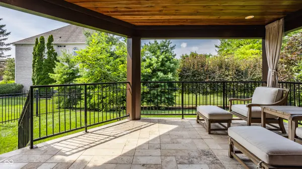 10748 English Oaks DR, Carmel, IN 46032