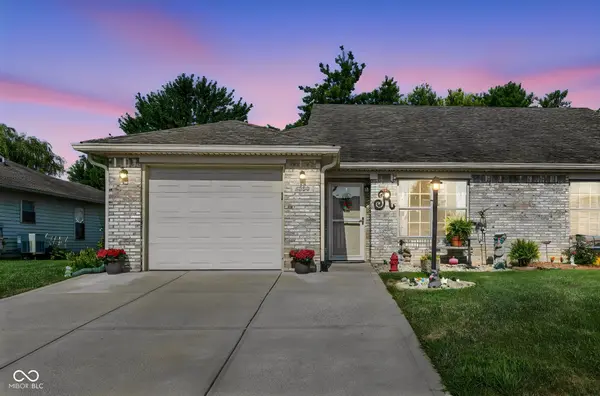2038 Flamingo WAY, Franklin, IN 46131