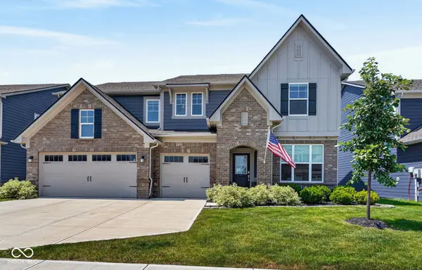 15966 Black Willow LN, Fishers, IN 46040