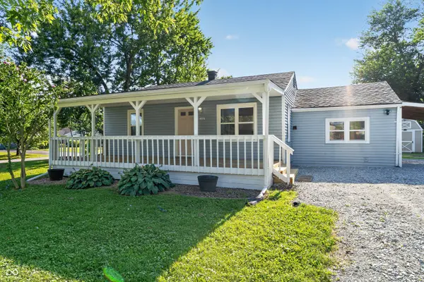 1076 Rita DR, Greenwood, IN 46143