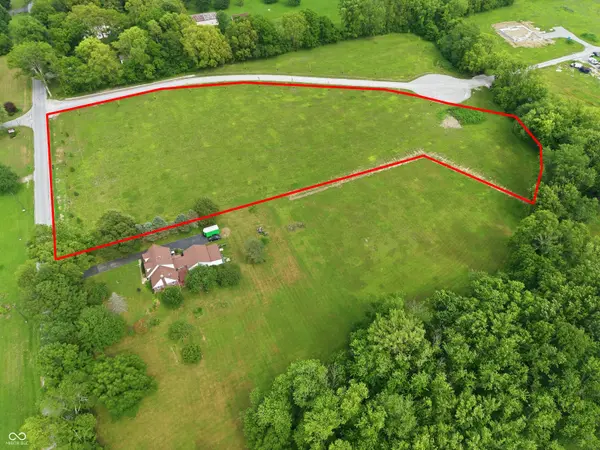 7106 Marsh CIR, Camby, IN 46113
