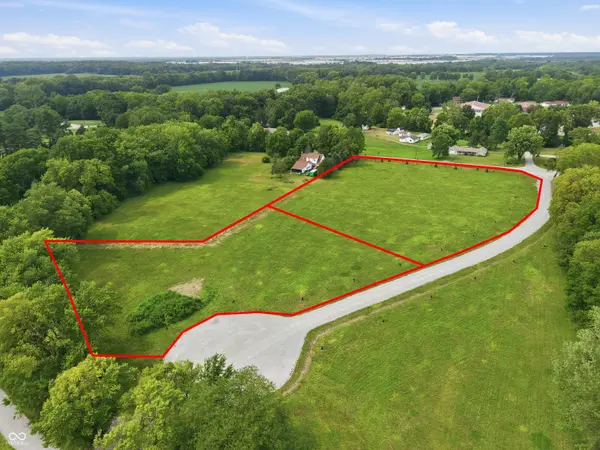 7106 Marsh CIR, Camby, IN 46113