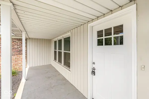 24 Hilltop, Danville, IN 46122