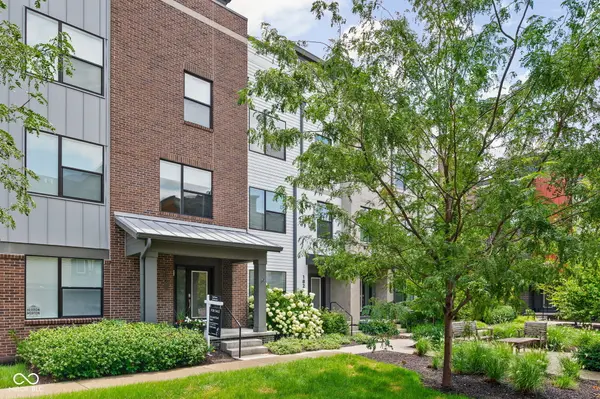 1827 Livery WAY, Indianapolis, IN 46202