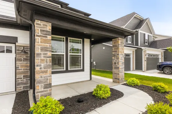 7129 Firestone RD, Whitestown, IN 46075