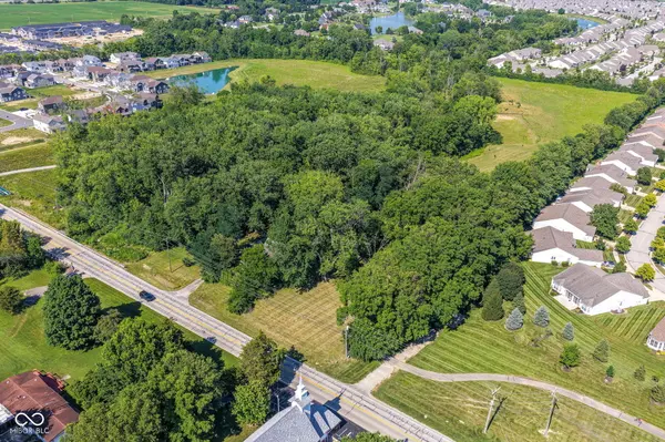 13182 Cyntheanne RD, Fishers, IN 46037