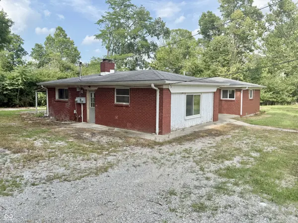 5016 Olive Branch RD, Greenwood, IN 46143