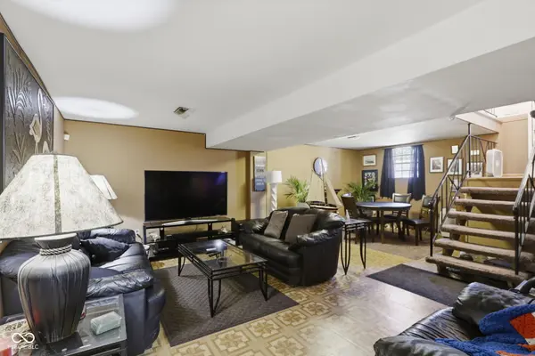 5702 Windmill DR, Indianapolis, IN 46254
