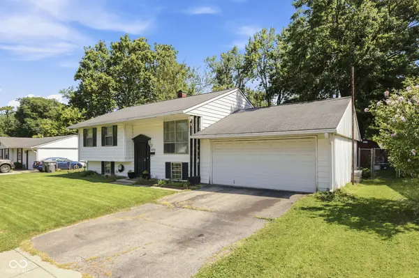 5702 Windmill DR, Indianapolis, IN 46254