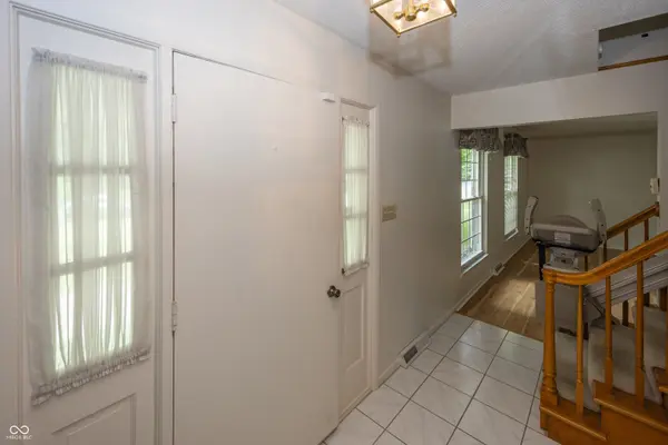 5521 N Sugar Hills DR, Greenfield, IN 46140