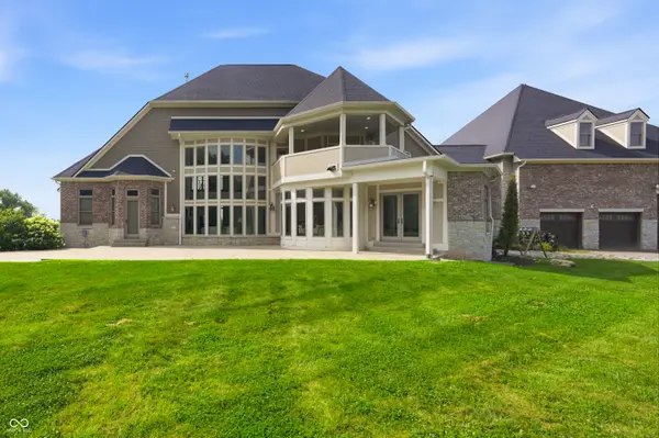 910 S 800 E, Zionsville, IN 46077