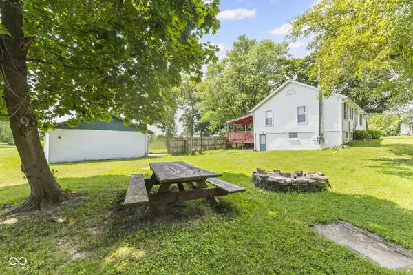 915 S Home AVE, Franklin, IN 46131