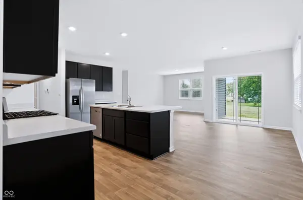 2247 Warbler ST, Danville, IN 46122
