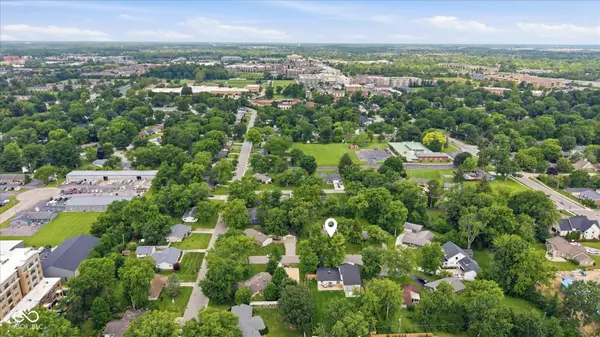 148 Park LN, Carmel, IN 46032