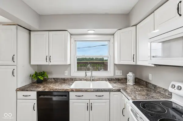 7180 N 400 W, Fairland, IN 46126