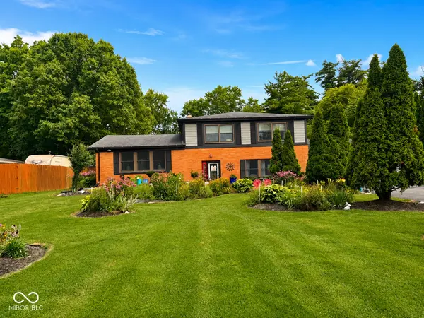 4825 Kessler Boulevard East DR, Indianapolis, IN 46220