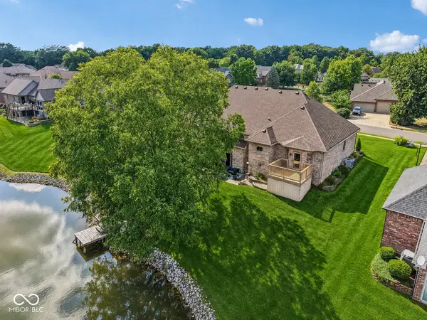 6635 E Ridgeview CT, Mooresville, IN 46158