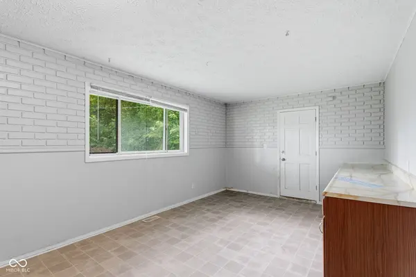 6039 Penway ST, Indianapolis, IN 46224
