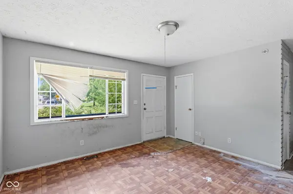 6039 Penway ST, Indianapolis, IN 46224