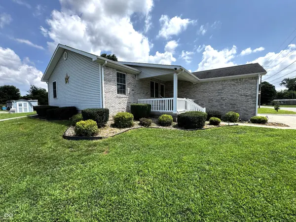 117 S Jackson ST, Medora, IN 47260