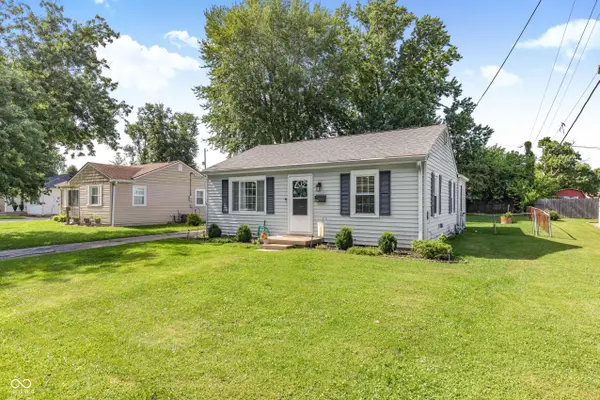 156 E Carlisle ST, Mooresville, IN 46158