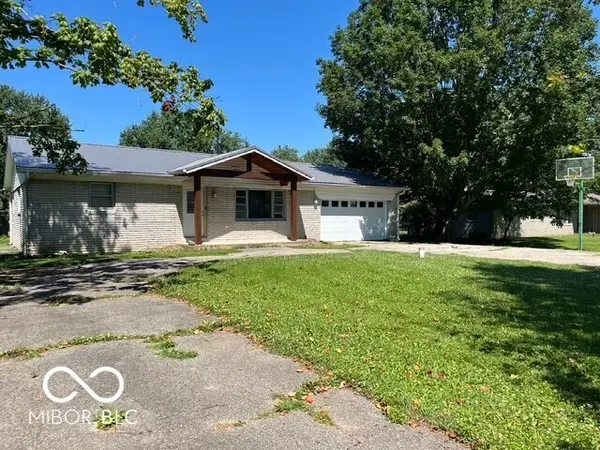 12609 Markay DR, Fishers, IN 46038