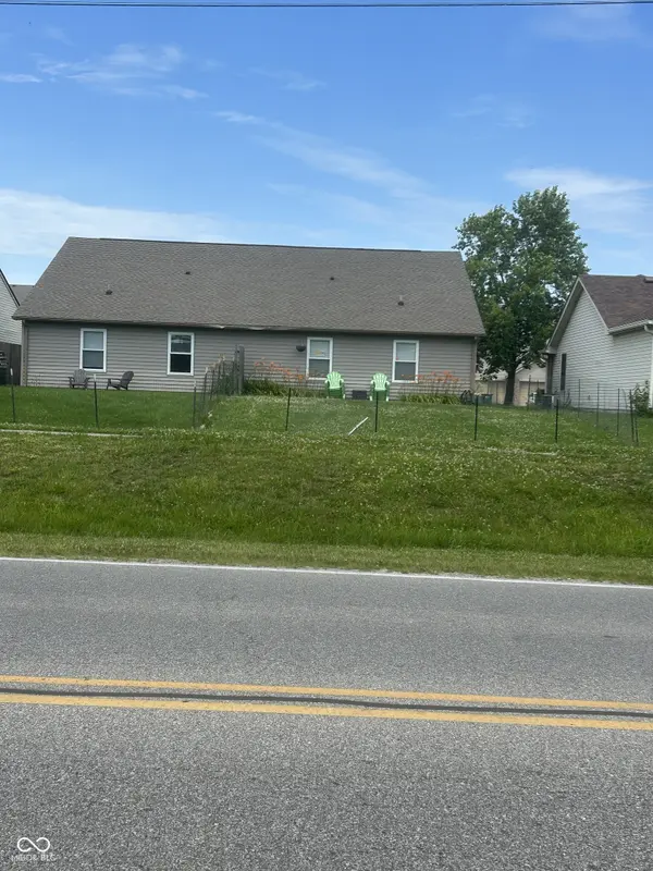 1029/1033 Wild Ivy TRL, Franklin, IN 46131