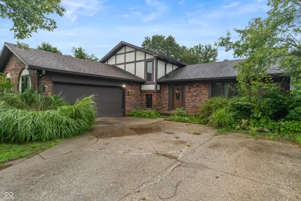 621 Pioneer DR, Indianapolis, IN 46217