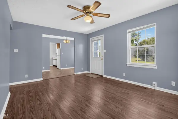 302 Smith ST, Columbus, IN 47201