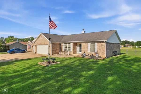 636 S Murphy AVE, Brazil, IN 47834