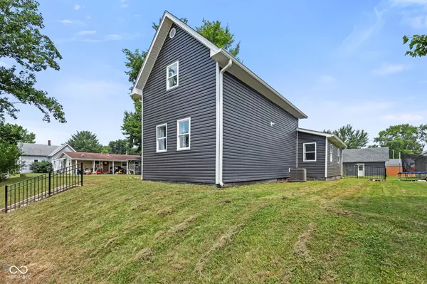 1924 S I ST, Elwood, IN 46036