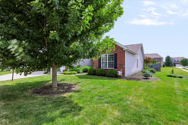 1645 Ballyganner DR, Avon, IN 46123