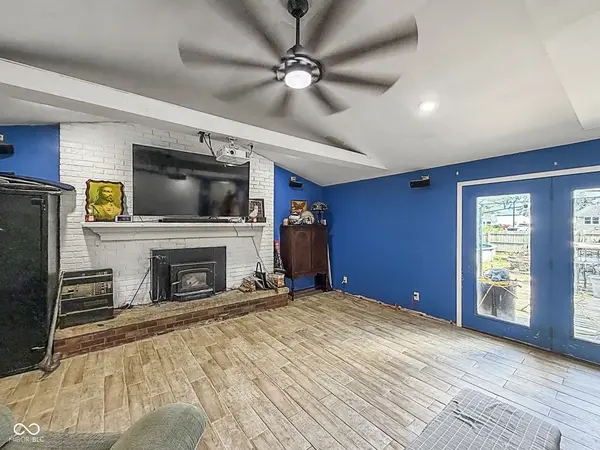 615 S Buckeye ST, Osgood, IN 47037