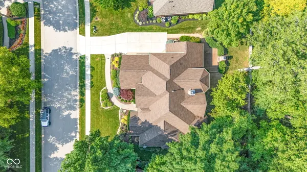 11956 Eastwick CIR, Carmel, IN 46033