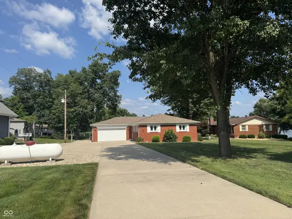 205 W Oneida TRL, Greensburg, IN 47240