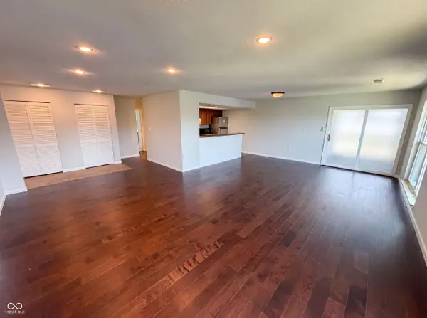 3135 E 52nd ST #UNIT E, Indianapolis, IN 46205