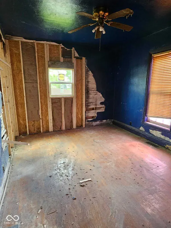 1830 Walnut ST, Anderson, IN 46016