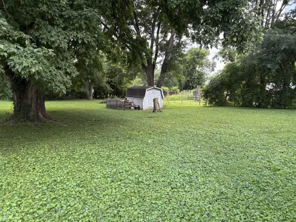 136 W Berry ST, Greencastle, IN 46135