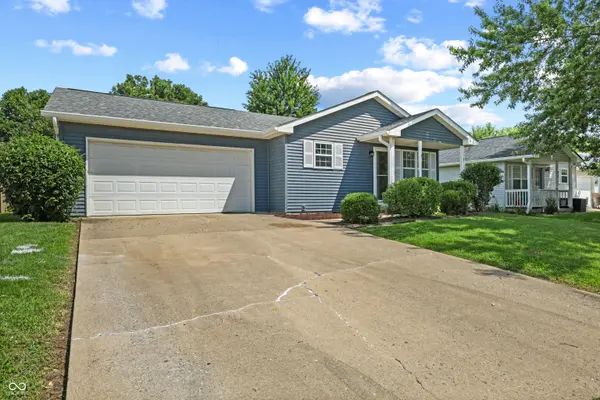73 Queenswood CT, Greencastle, IN 46135