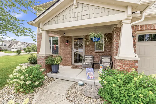 16183 Sedalia DR, Fishers, IN 46040