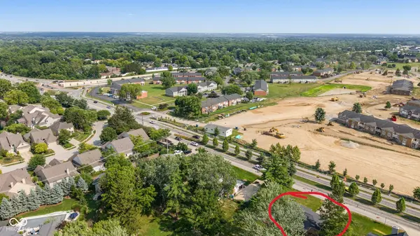 760 E City Center DR, Carmel, IN 46032
