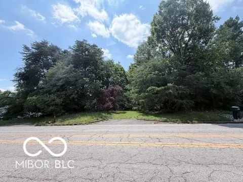 609 S Boehne Camp RD, Evansville, IN 47712