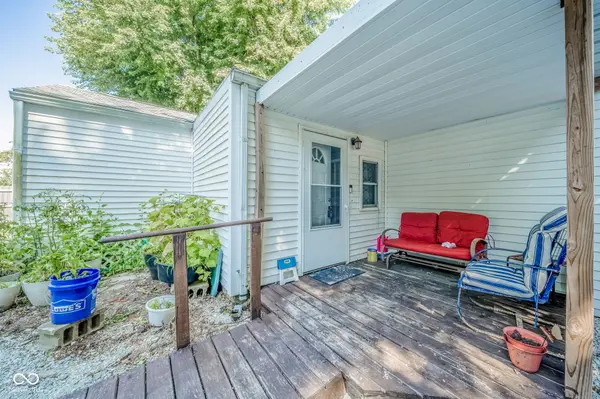10215 E Muncie ST, Selma, IN 47383