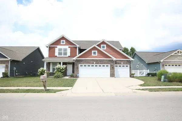 8826 Hemingway DR, Indianapolis, IN 46239