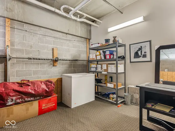 350 N Meridian #303, Indianapolis, IN 46204
