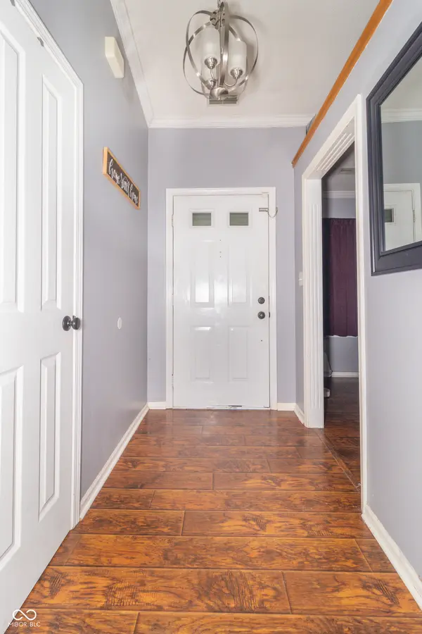 101 Canterbury RD, Pendleton, IN 46064