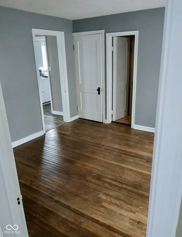 407 S Pleasant ST, Edinburgh, IN 46124