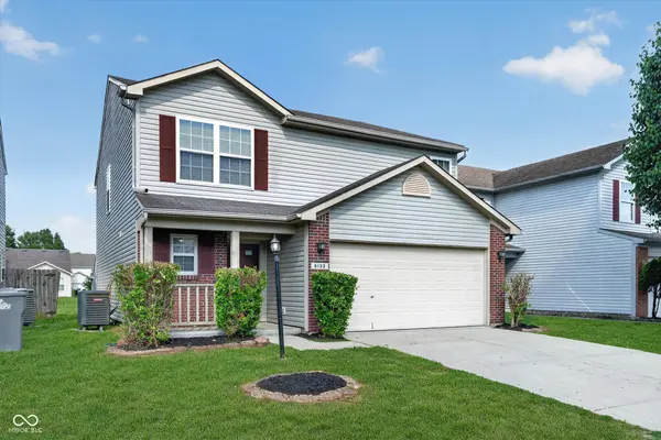 8133 Maple Stream LN, Indianapolis, IN 46217