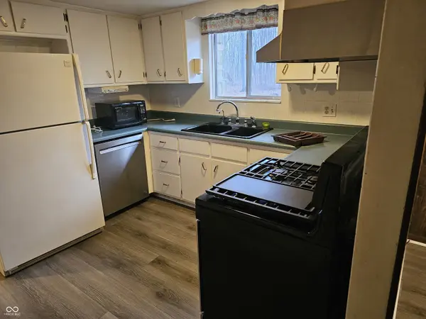 5528 S County Road 600 E, Plainfield, IN 46168